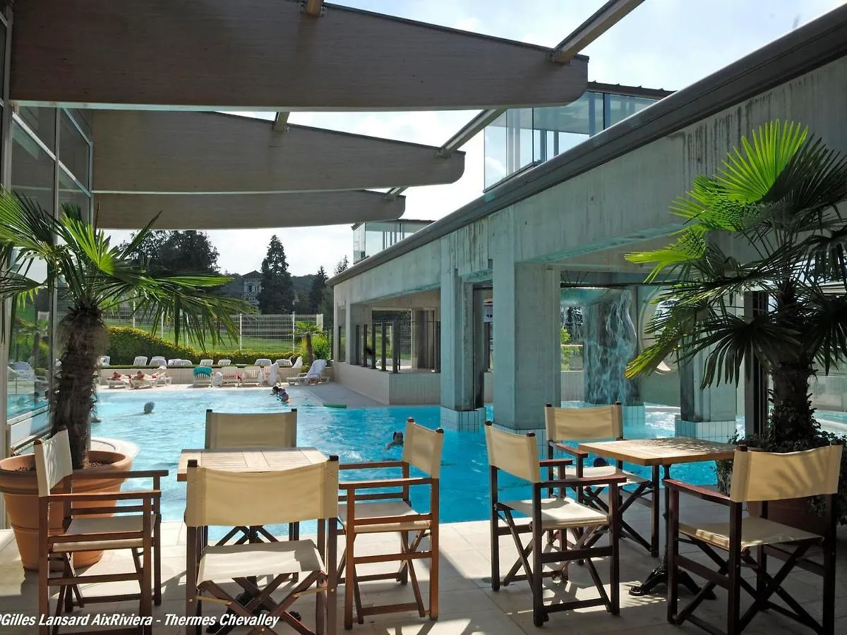 Charmant T2 Lumineux Et Moderne, Bien Situe, Avec Balcon Et Parking A Aix-Les-Bains - Fr-1-555-85 0*,