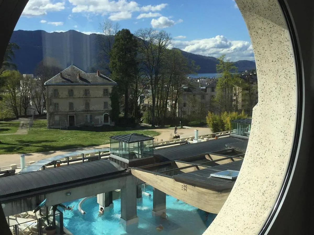 Apartment Charmant T2 Lumineux Et Moderne, Bien Situe, Avec Balcon Et Parking A Aix-Les-Bains - Fr-1-555-85